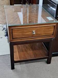 lot 845 image: American Drew Glass-TopWood End Table 1-drawer1-shelf