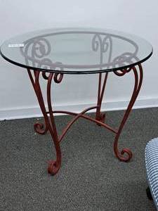 lot 861 image: 36 Glass Top End Table