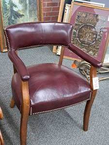 lot 865 image: Burgundy LeatherWood Accent Arm Chair