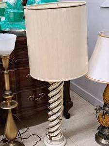 lot 900 image: Table Lamp with Lamp Shade