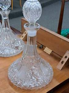 lot 1039 image: Glass Decanter with Stopper 12