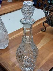 lot 1044 image: Glass Decanter with Stopper 14-12