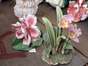 lot 1067 image: Lot of (2) Flower theme Figurines