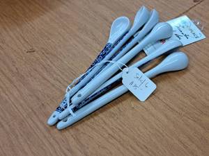 lot 1088 image: Lot of (6) St. Dalfour Asian Spoons 7