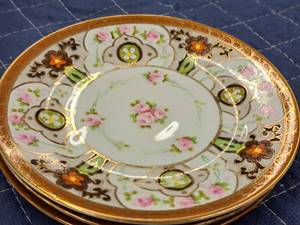 lot 1094 image: Lot of (3) Nippon 6-12 Hand Painted Plates