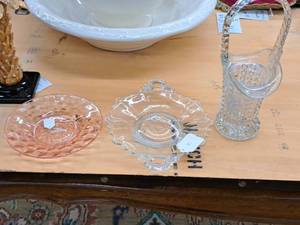 lot 1102 image: Pink Plate, Clear Glass Serving Dish, Clear Glass Basket Vase