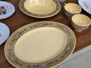 lot 1132 image: China Set 4-piece - 13-12 Platter, 10 Bowl, (2) Cups