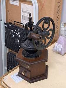 lot 1153 image: Coffee Grinder