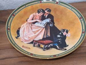 lot 1158 image: Bradley Collectibles 8-12 Rockwells American Dream - A Couples Commitment by Norman Rockwell #175290 Limited Edition Second Issue China Collectors Plate