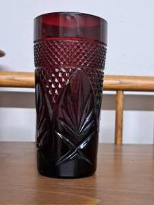 lot 1197 image: Avon 1876 Cape Cod Collection Red Glass Glass