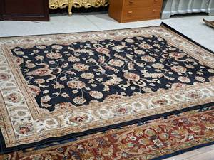 lot 1612 image: Area Rug 124-12x95