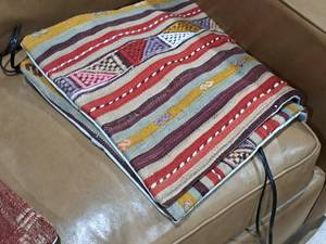 lot 1626 image: Lot of (2) 16 Southwest theme Pillow Cases