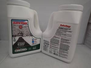 SALT ICE & WINTER IS HERE  Be Prepared  SafeStep 6300 Enviro-Blend Eco Platinum Series Ice Melter