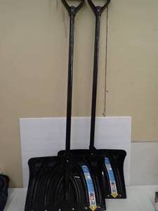2 Shovels - Suncast 18 Combo Snow Shovel  & Pusher. Made in the USA