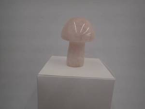 ROSE QUARTZ - Mushroom
