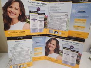 Neutrogena UltraSheer Dry-Touch Sunscreen - SPF 55 WHAT A DEAL 4 packages( 8 Tubes) 4-5oz, 4-3oz