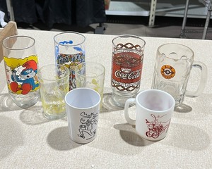 lot 1015 image: Vintage Collectible Glassware A&W, Coca Cola