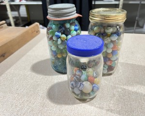lot 1024 image: Marbles