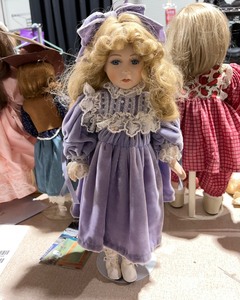lot 1046 image: Vintage Porcelain Doll