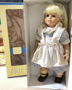 lot 1069 image: Faithful Friends Hannah Doll