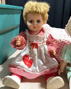 lot 1087 image: Vintage Baby Doll