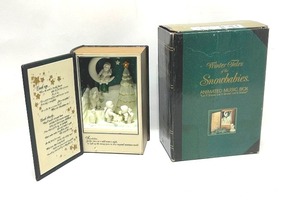 lot 346 image: Snowbabies Music Box