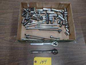 38 Ratchets, Extensions & Sockets...