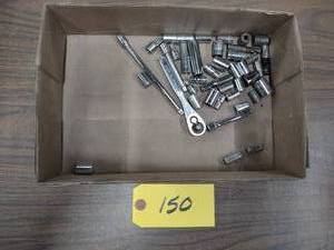 14 Ratchets, Extensions & Sockets...