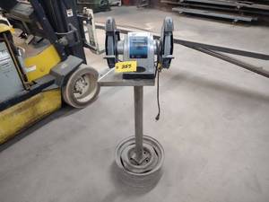 Carquest 8 Twin Lamp Pedestal Grin...