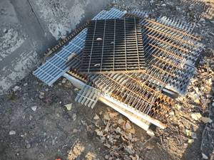 Assorted Grating & Stair treads...