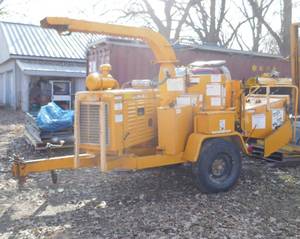 lot 1 image: Brush Chipper - Brush Bandit Model 200XP