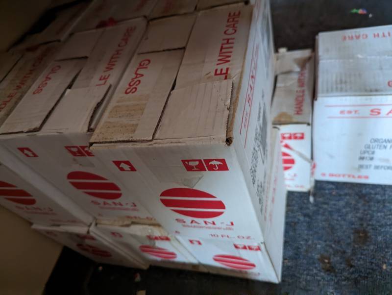 lot 612 image: Several boxes of Soy Sauce, Best By Jan 2021