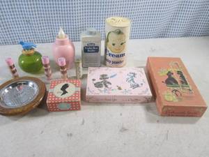 lot 234 image: (CSB) Assorted Vintage Containers, Boxes, Avon Etc
