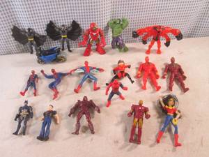 lot 258 image: (BS) Assorted Super Hero Figures