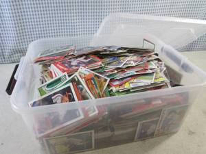 lot 261 image: (CSB) Container with Lid Full of Assorted Sports Cards - Looks Like All Baseball