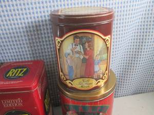 lot 277 image: (EW7) Assorted Tin Containers and Cook Books