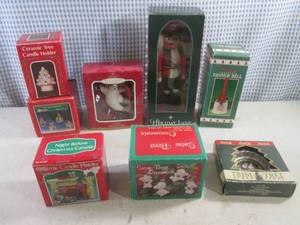 lot 301 image: (BS) Assorted Boxed Christmas Ornaments and Decor