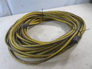 lot 13 image: (EC6) 50 Ft Extra Heavy Duty Extension Cord 10 Gauge (Looks Longer Than The Other 50 ft To Me )