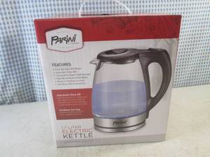 lot 17 image: (CS) Parini 1.7 Liter Electric Kettle - New