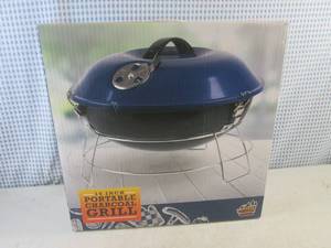 lot 19 image: (EW2) 14 Inch Portable Charcoal Grill - New