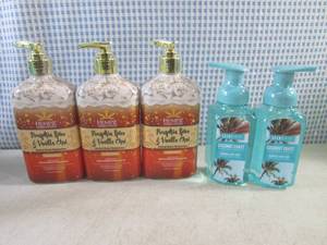 lot 30 image: (CS) 3 Body Moisturizer 2 Foaming Hand Soap