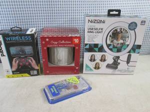 lot 52 image: (CSB) USB Selfie Ring Light, Electric Wax Warmer, Wireless Gaming Controller and iPhone Case