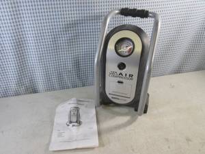 lot 84 image: (F-0) Bonaire Portable 120 Volt Air Compressor