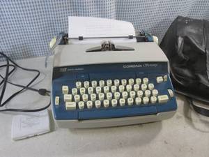 lot 92 image: (A-2) Smith Corona Corona Seventy Electric Typewriter with Bag (Zipper is broke) - Working