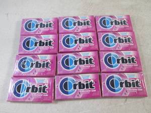 lot 98 image: (B-1) 12 Packs of Orbit Bubblemint Gum Past Date