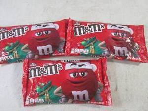lot 121 image: (B-1) 3 Bags of M&Ms Past Date...
