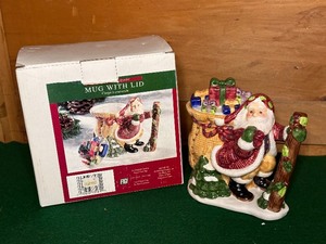 Santa Mug with Lid
