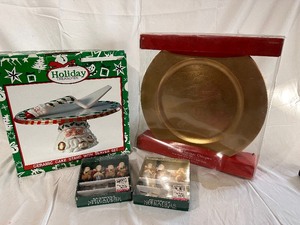Holiday Treasures Ceramic Cake Stand with Server, 7 Cheese Knives, and 4 Gold Chargers