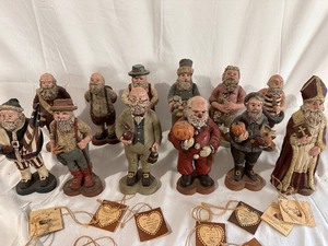 Vintage 1988 Sarahs Attic Santa of the Month Complete Set