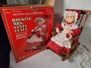 Motion-ettes of Christmas Rocking Mrs. Santa Claus Animated Display Figure